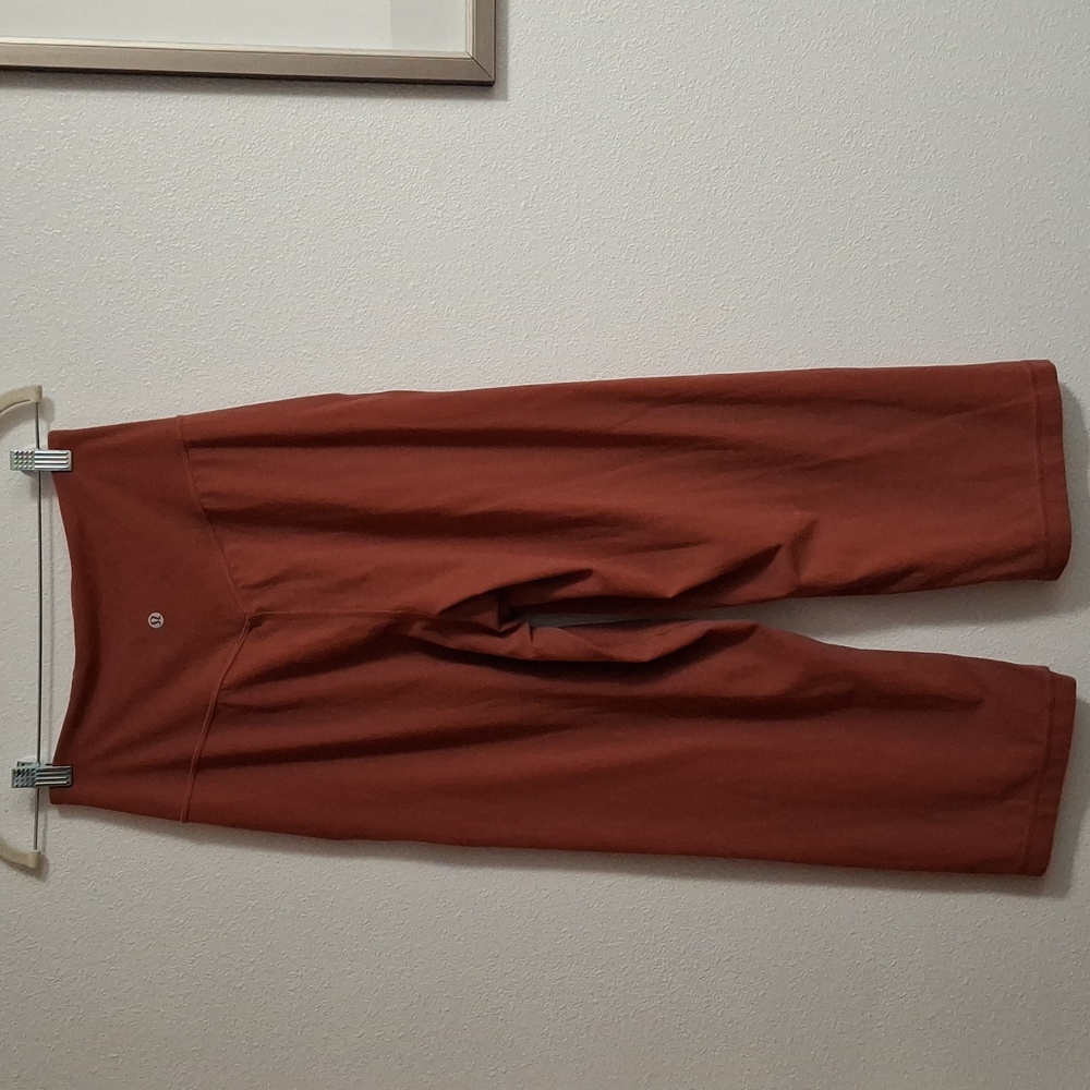 Lululemon Athletica Align Wide Leg Super High Rise Crop Pants Size 6 - Picture 4 of 5